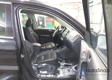 2015 Volkswagen Tiguan Sel z USA, uszkodzony, nr VIN WVGAV7AX3FW508068